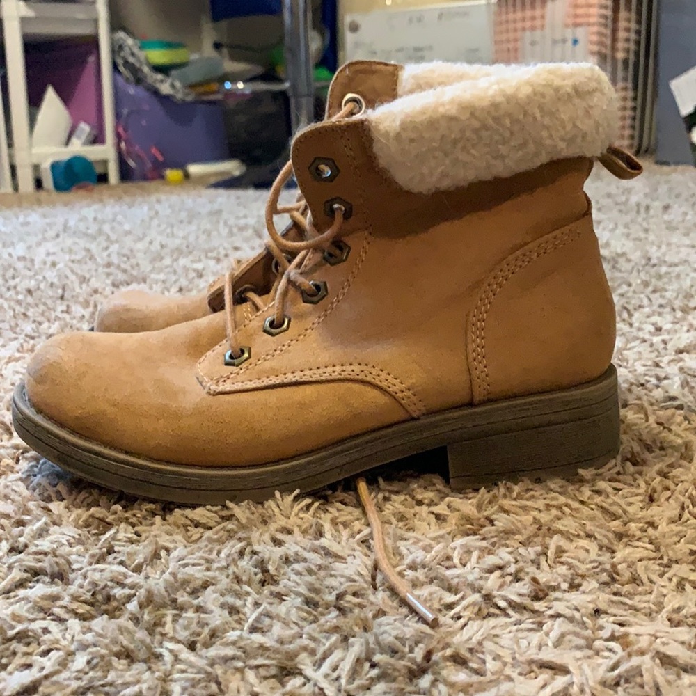 American Eagle Boots
